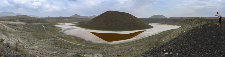 Panorama_Meke crater lake1