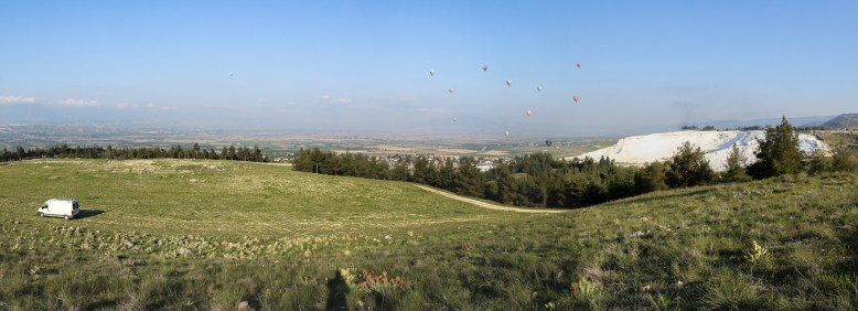 Panorama_Pamukkale hot air balloon